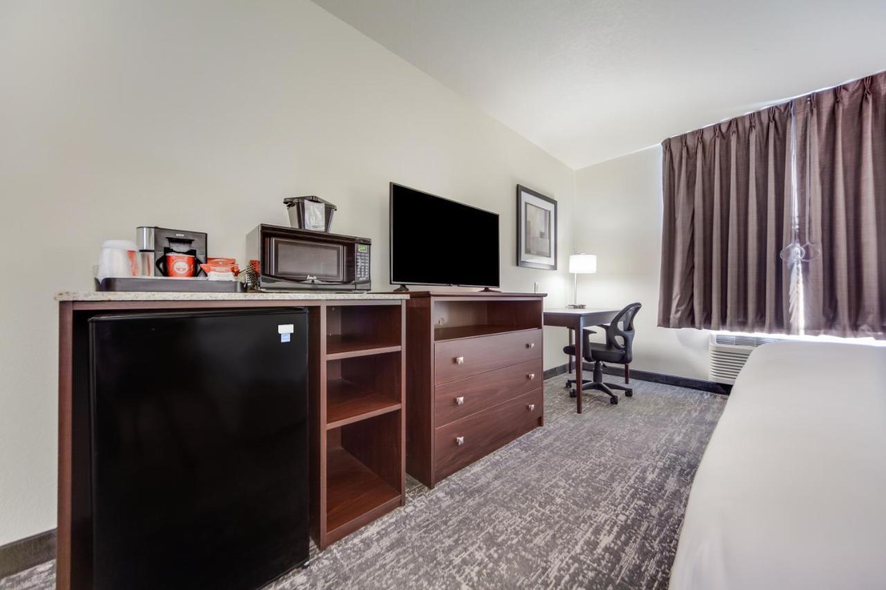 Cobblestone Inn & Suites - Holdrege Zewnętrze zdjęcie