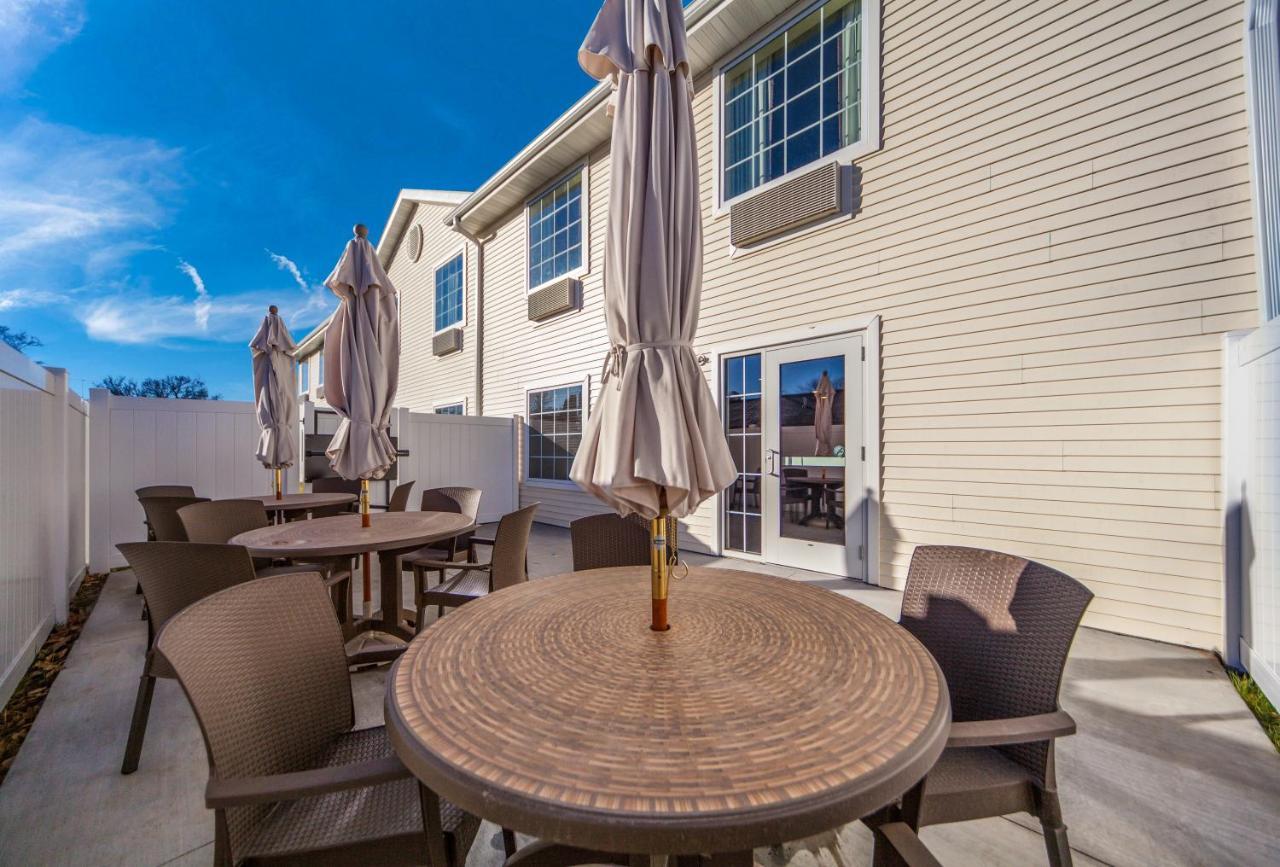 Cobblestone Inn & Suites - Holdrege Zewnętrze zdjęcie